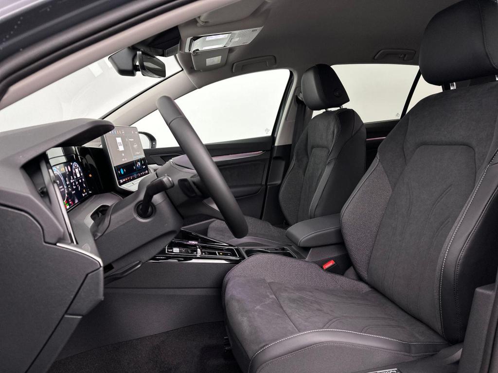 Volkswagen Golf style edition plug in hybride 204 pk