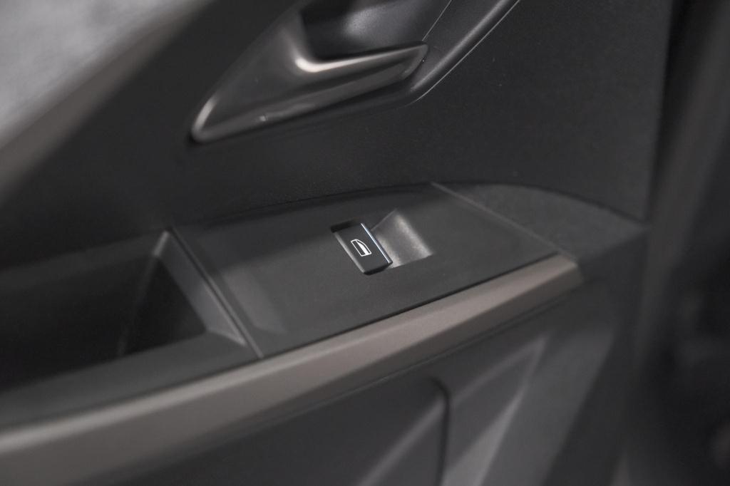 Peugeot 5008 1.2 hybrid 136 gt 7p | adaptieve cruise control | camera | ele