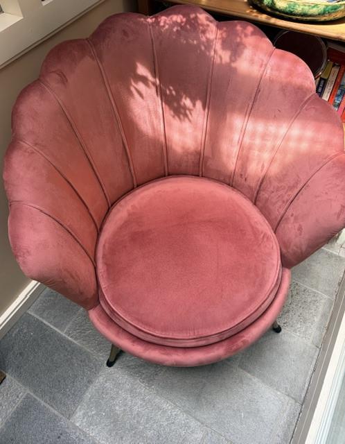 Leuke schelp-fauteuil.