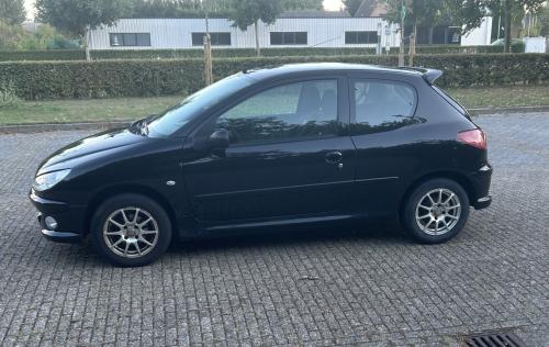 Peugeot 206 bj 2008, nieuwe apk