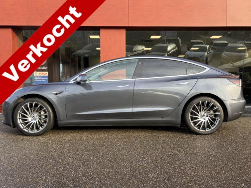 Tesla Model 3 standard rwd plus 60 kwh | autopilot | 19'' lmv | camera