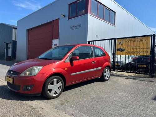 Ford Fiesta 1.4-16V Futura Veel Voor Weinig! APK tot 04-10-26