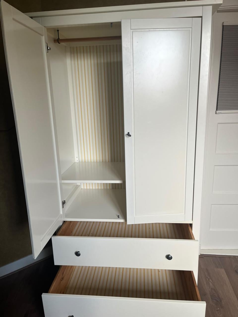 Kledingkast Ikea Hemnes