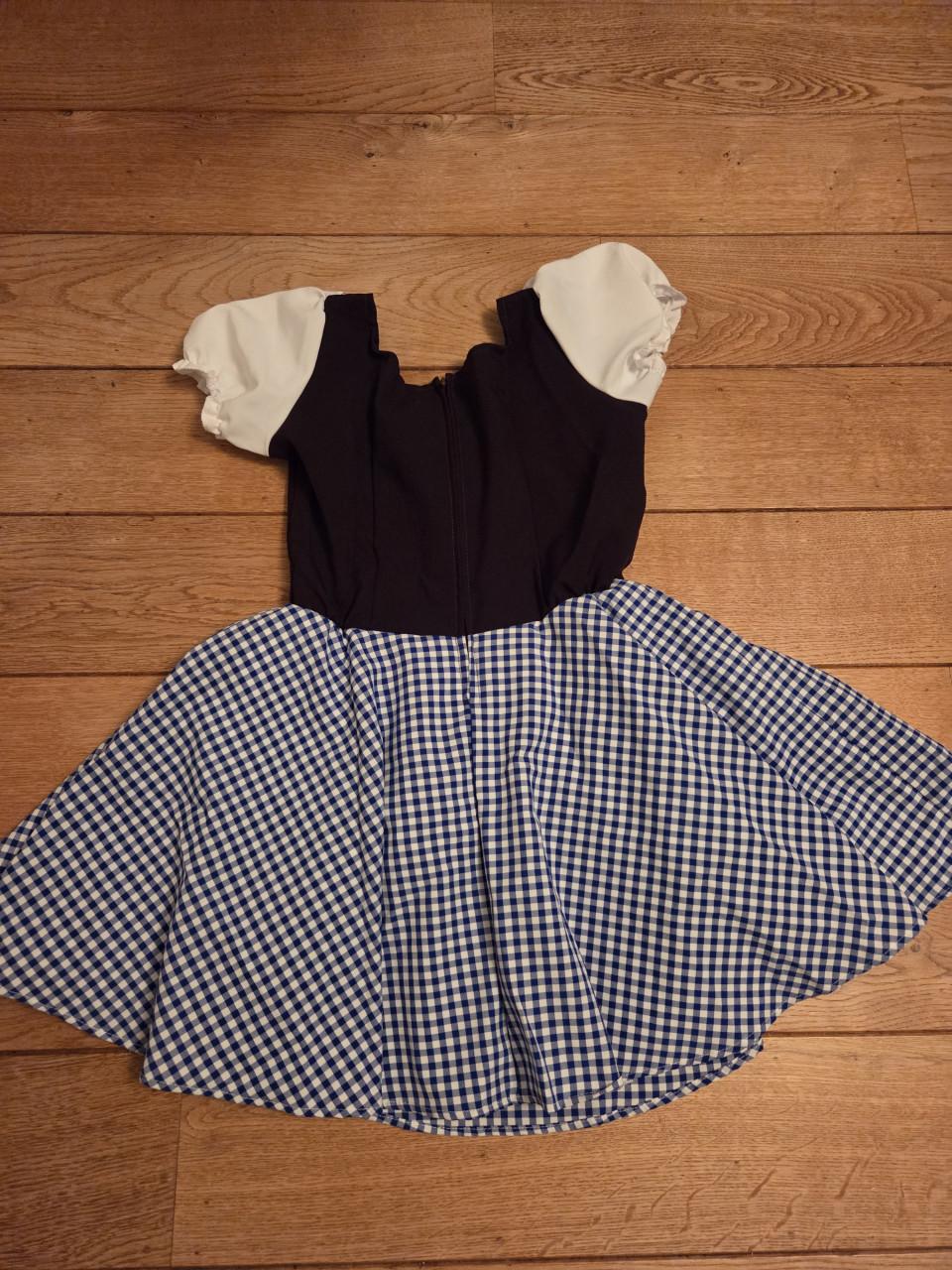 Tiroler jurkje maat xs