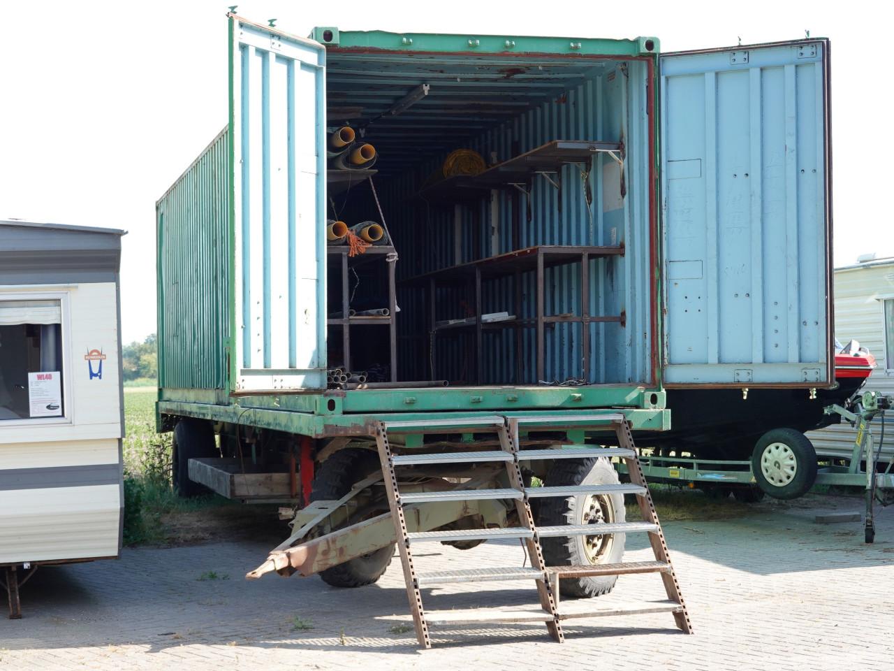 Diverse containers voor (tijdelijke) opslag, schuilstal of bedrijfsruimte