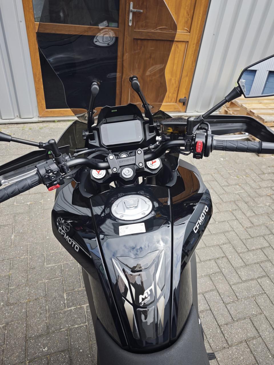 Motor cfmoto 700 mt