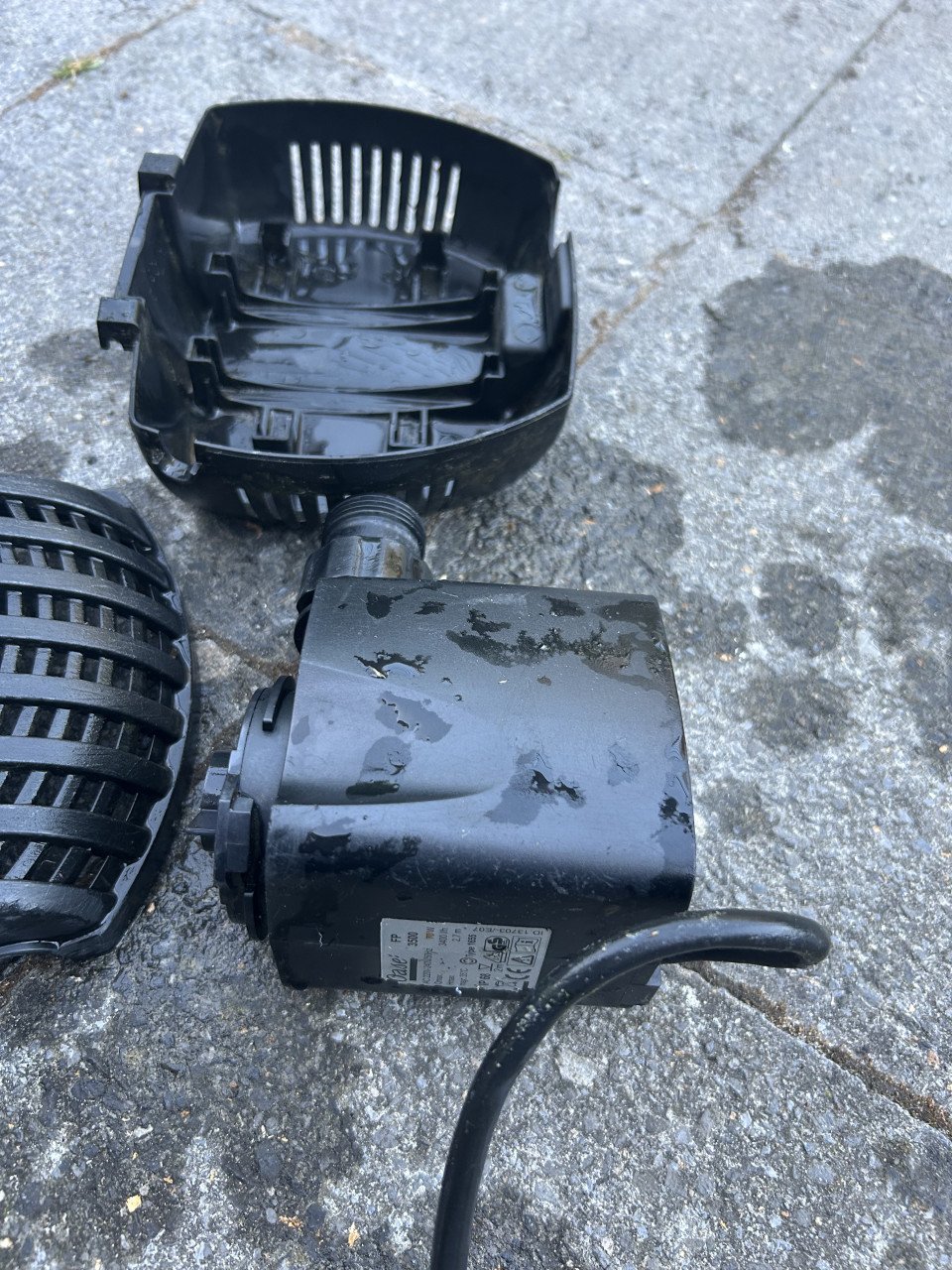 Te koop oase fp 3500 sterke en zuinige Vijverpomp en 3500 lpu