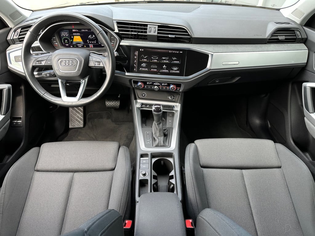 Audi Q3 45 tfsi e 245pk advanced | trekhaak | dode hoek | elek. klep | rijk