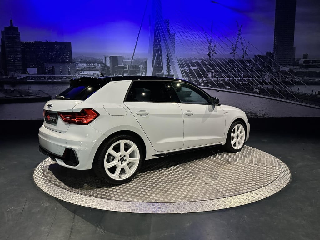 Audi A1 Sportback 30 tfsi s edition *sonos*acc*appconnect*navi*