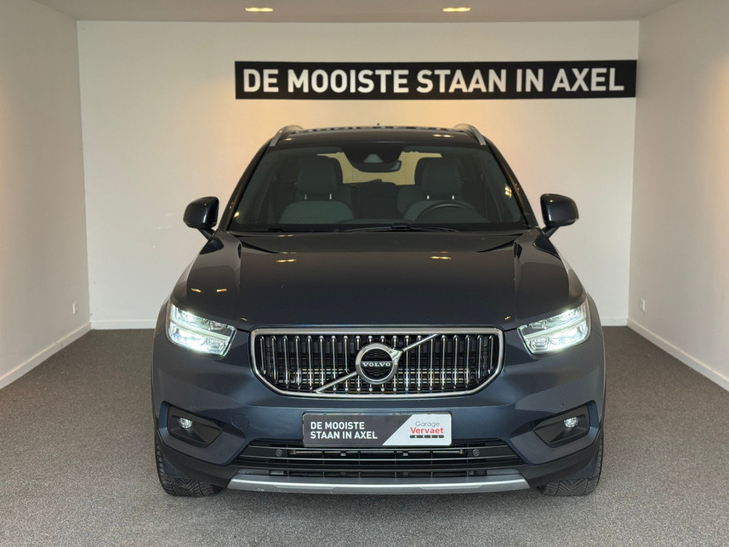 Volvo XC40 1.5 t4 recharge inscription expression