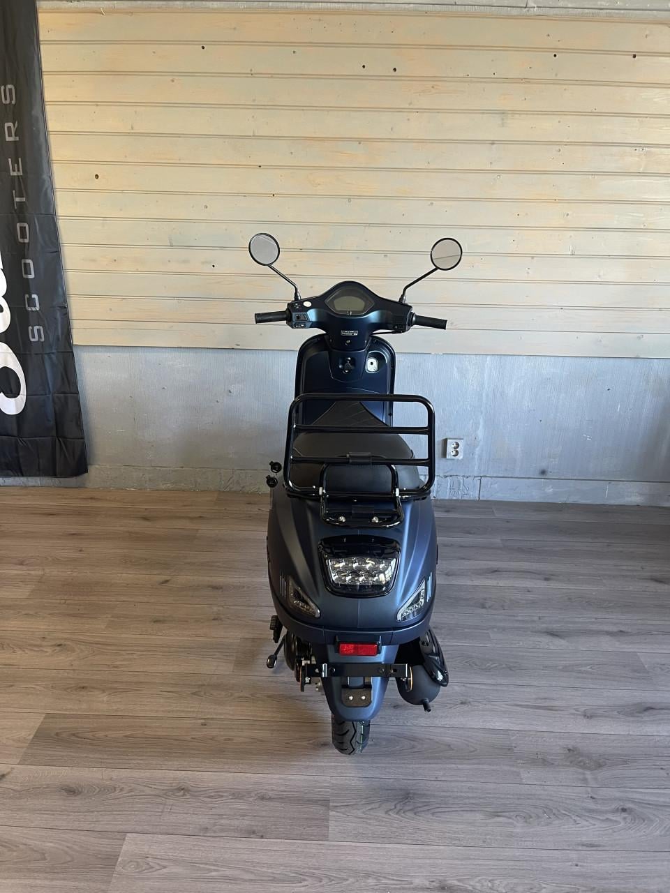 Scooterpromo Goes | Grote voorraad nieuwe SANTINI scooters