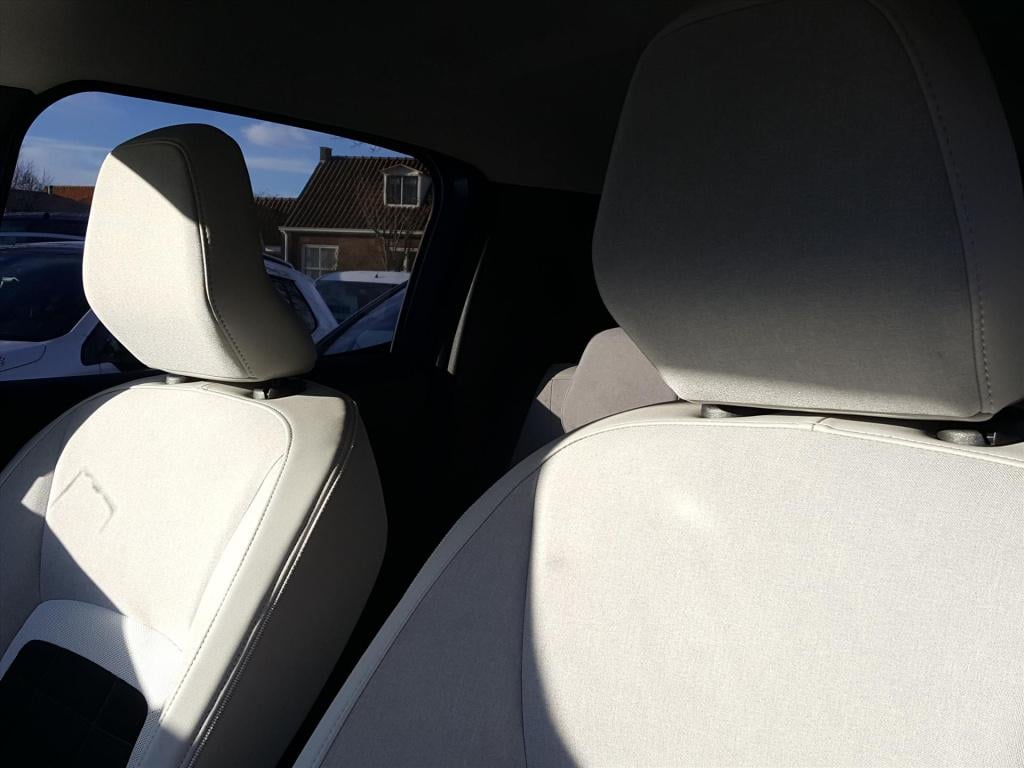 Citroen C3 new 1.2 100pk max zwart-dak apple carplay & android auto | navig