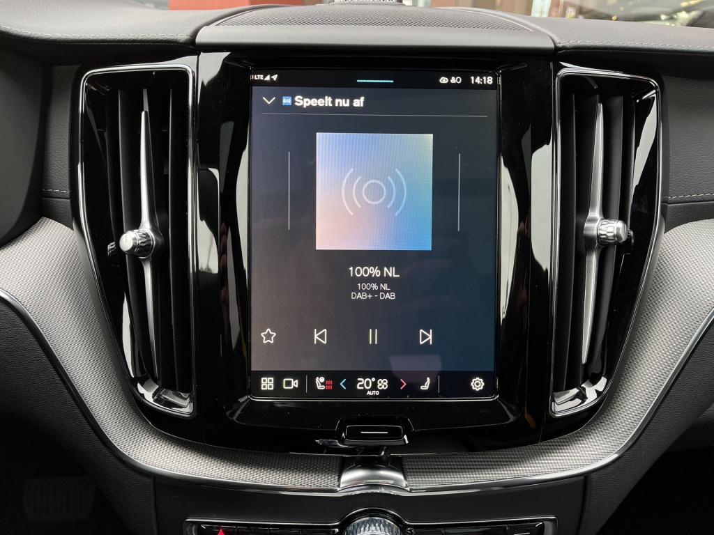 Volvo XC60 2.0 t8 plug-in hybrid awd polestar engineered | bowers&wilkins |