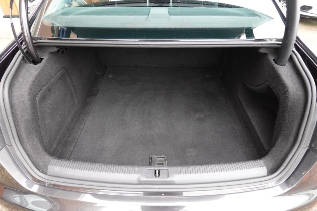 Audi A4 limousine 1.8 tfsi pro line business