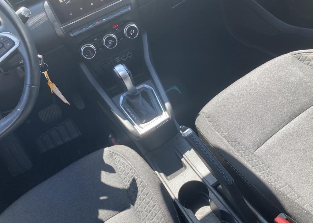 Renault Clio 1.6 e-tech hybrid 140 business zen