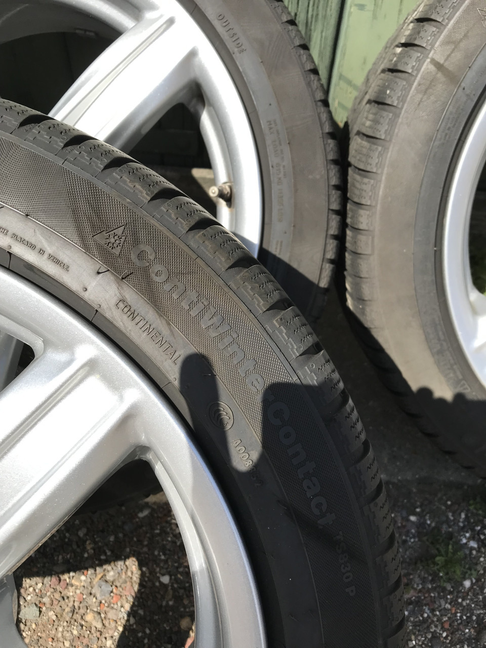 17” BMW alu velgen met winterbanden en TPMS sensoren