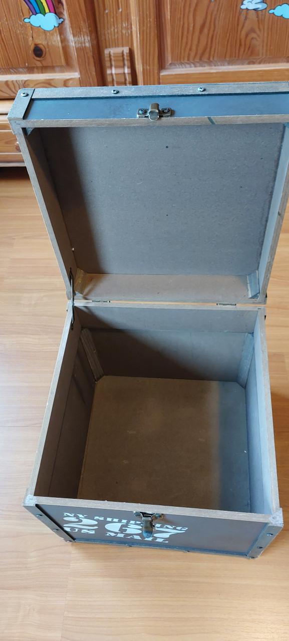 Eiken TV meubel, wit tafeltje, leuke opbergbox