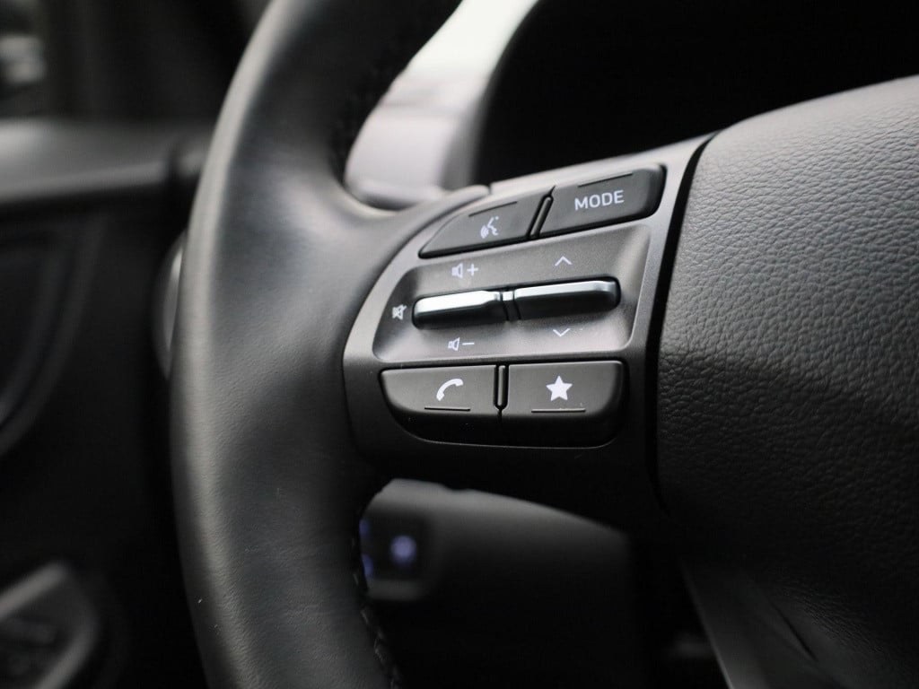 Hyundai Kona ev premium 64 kwh