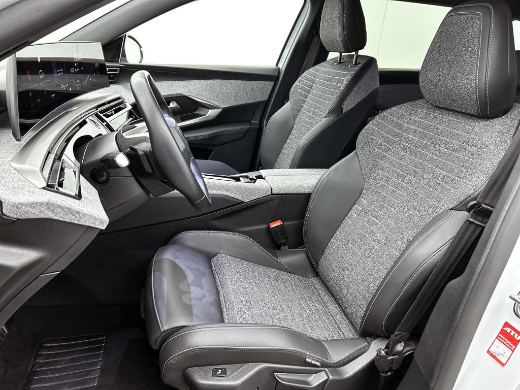 Peugeot 5008 hybrid 145 pk automaat allure | rijkalar | agr-stoelen | 360 c
