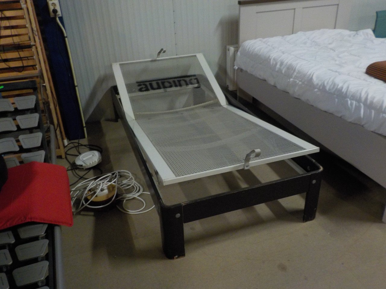 Wat ouder AUPING ledikant met verstelbare spiraal + matras 90 x 200 cm