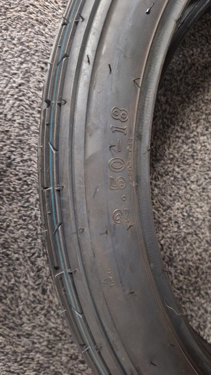 Bromfiets banden ( klassiek)