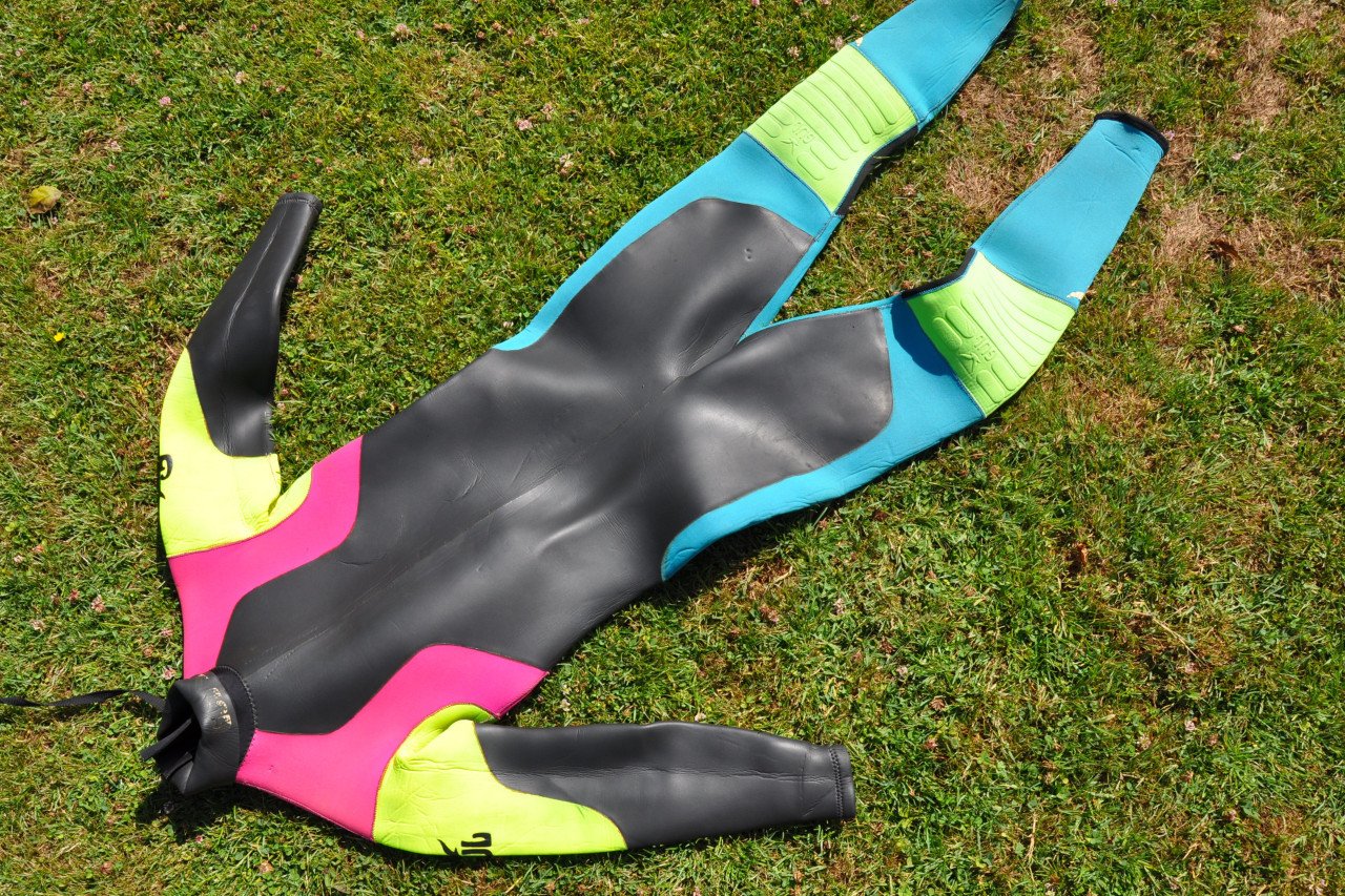 2x Wetsuit (maat M en S)