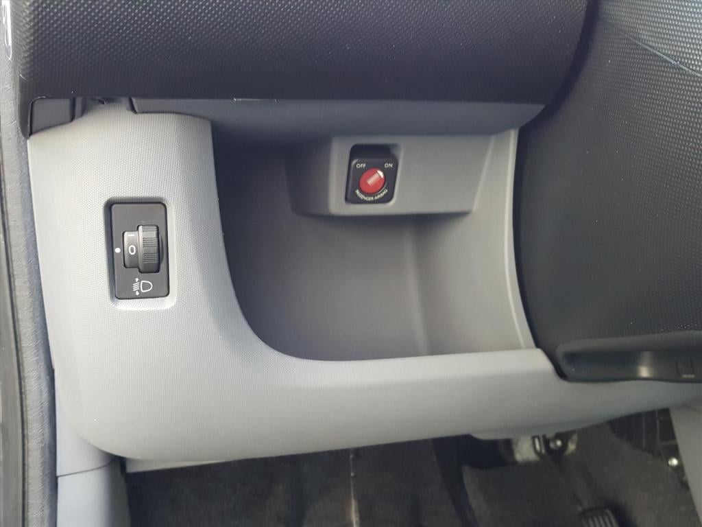 Citroen C1 1.0i 68pk 5d ambiance airco | radio/cd-speler | stootstrips | ni