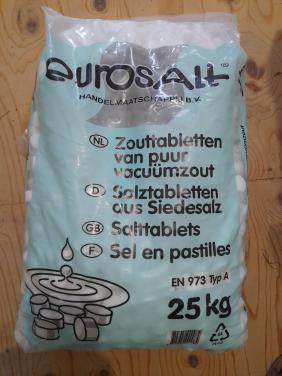 3 1/2 zak  van 25 kg Eurosalt zouttabletten voor waterontharder