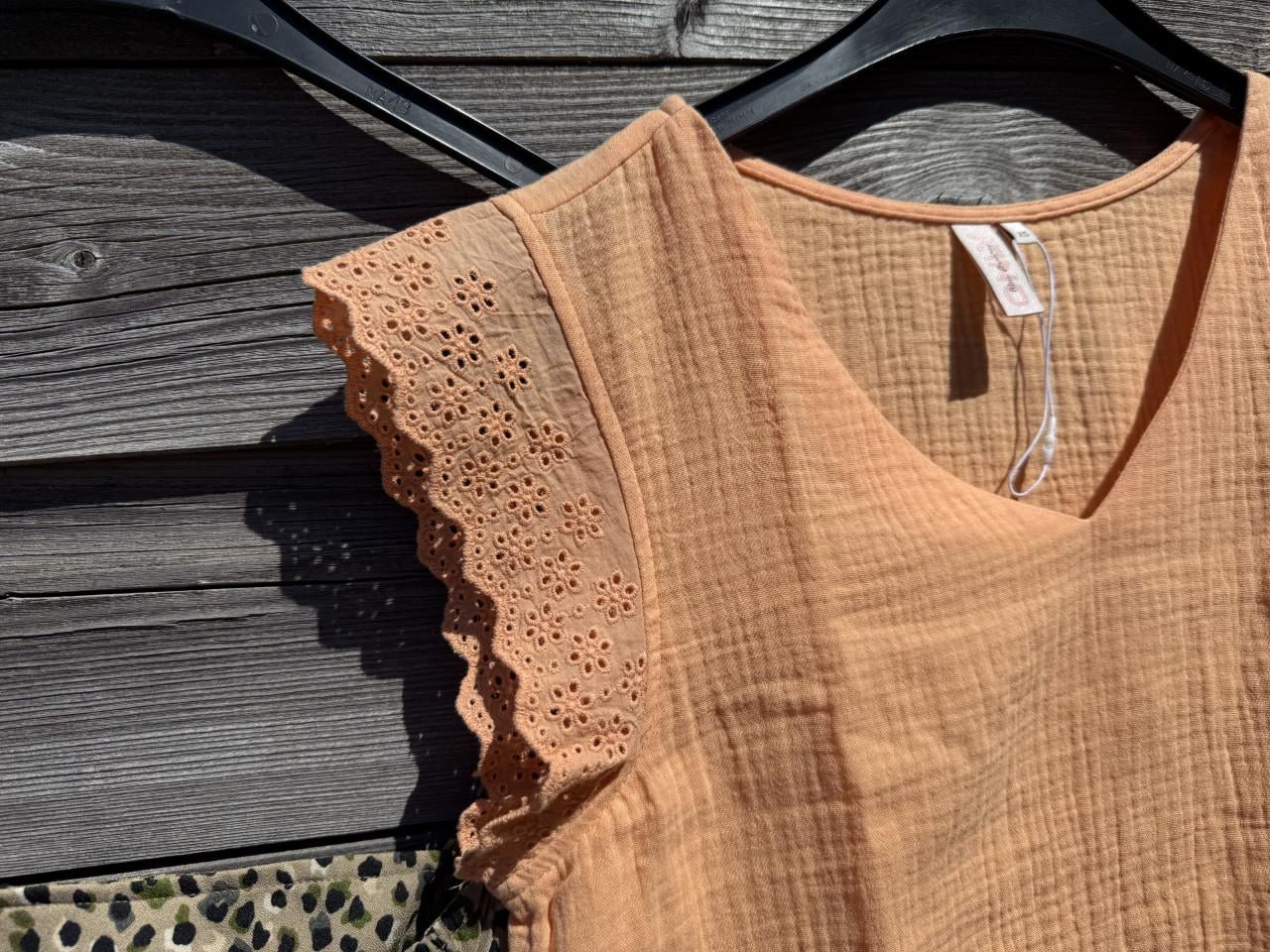 Pakket Only Jacq Y 6 Splinternieuw Tops/Shirts. Mt XS-S. 34-36 Kan ook 38.