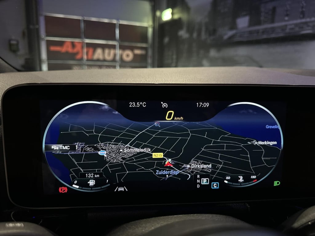 Mercedes-Benz B-Klasse 200 business solution amg
