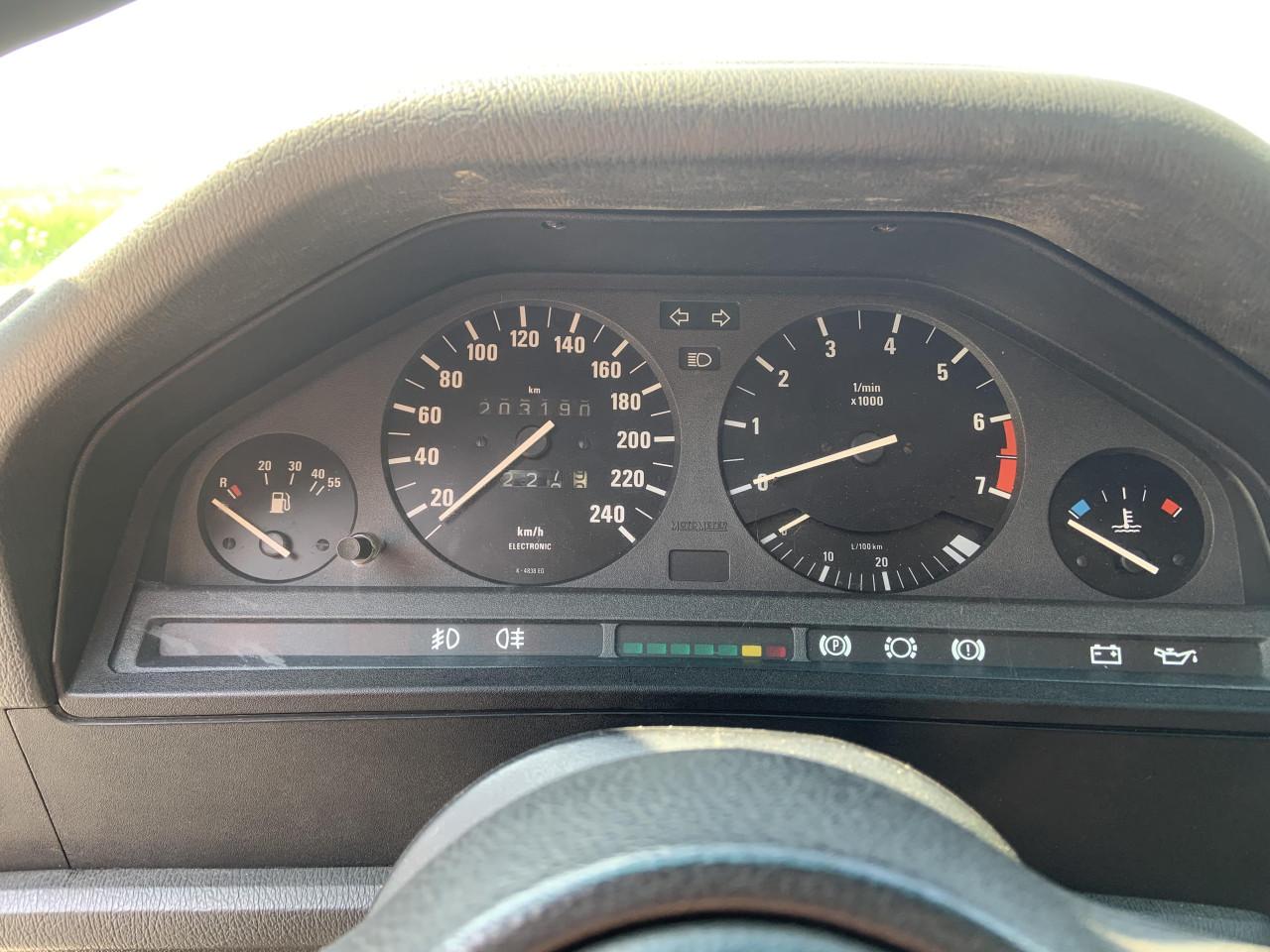 BMW 3-Serie E30 325i coupe 1987 Blauw APK - 02-2028