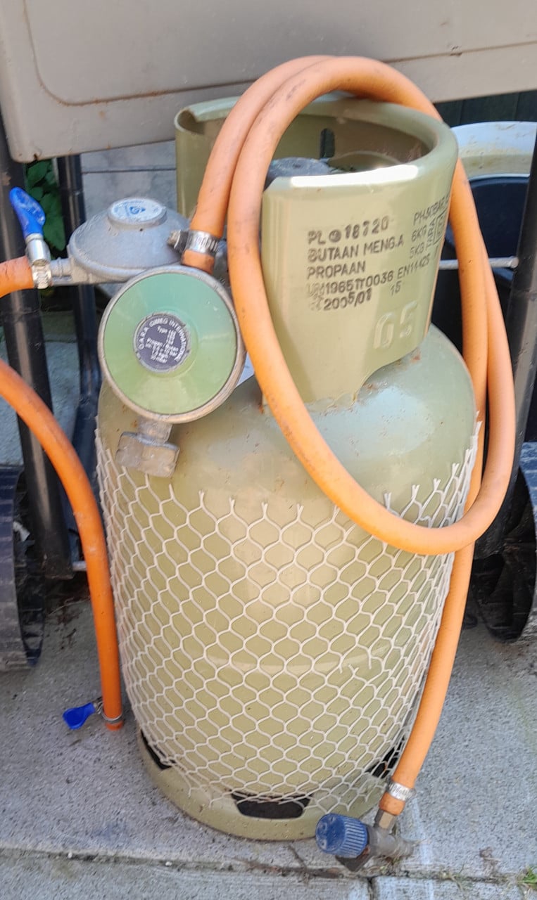 Gasfles met barbecue