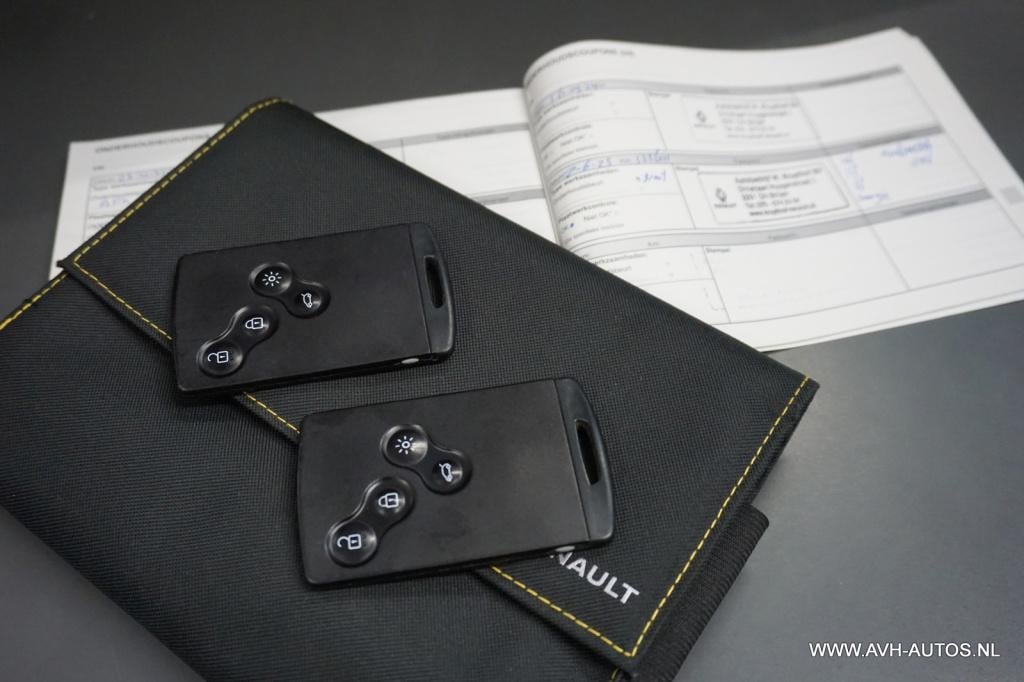 Renault Clio estate 0.9 tce life