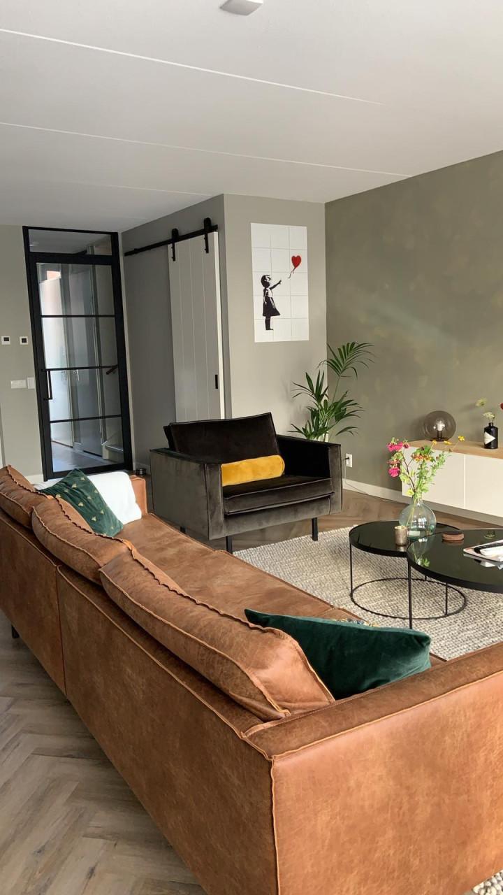 Moderne groene velvet fauteuil