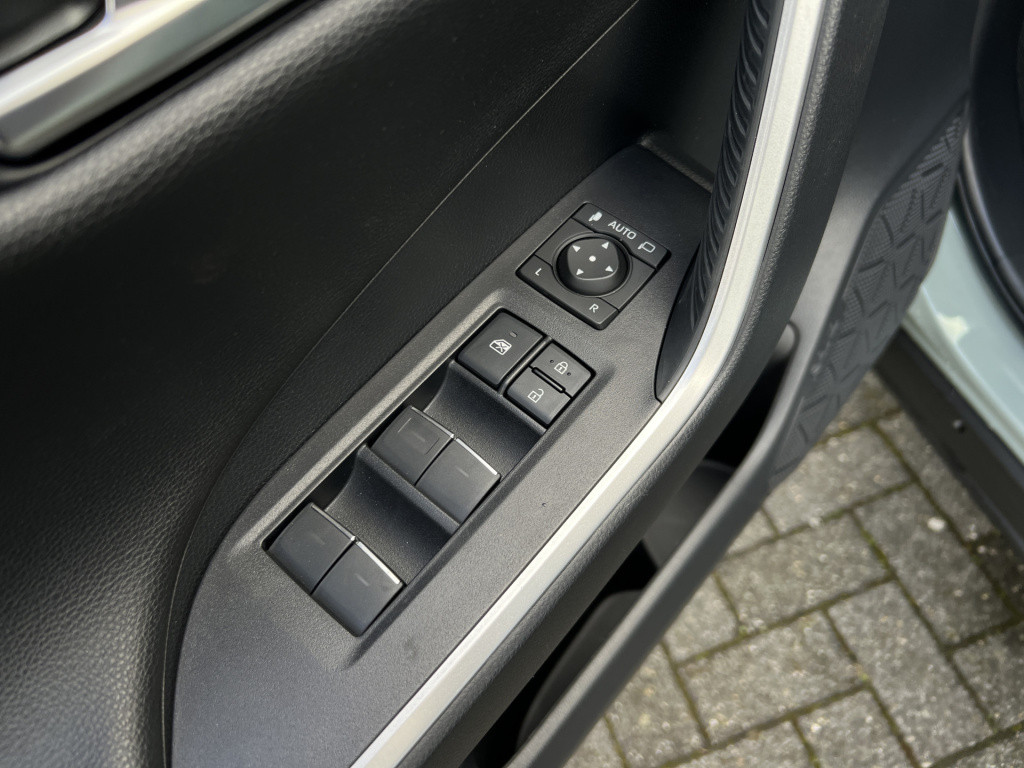 Toyota Rav4 2.5 hybrid awd executive vol leder | jbl audio | electrische st