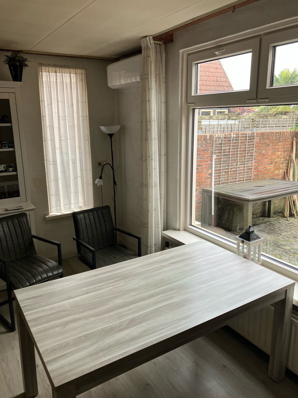 Eettafel.