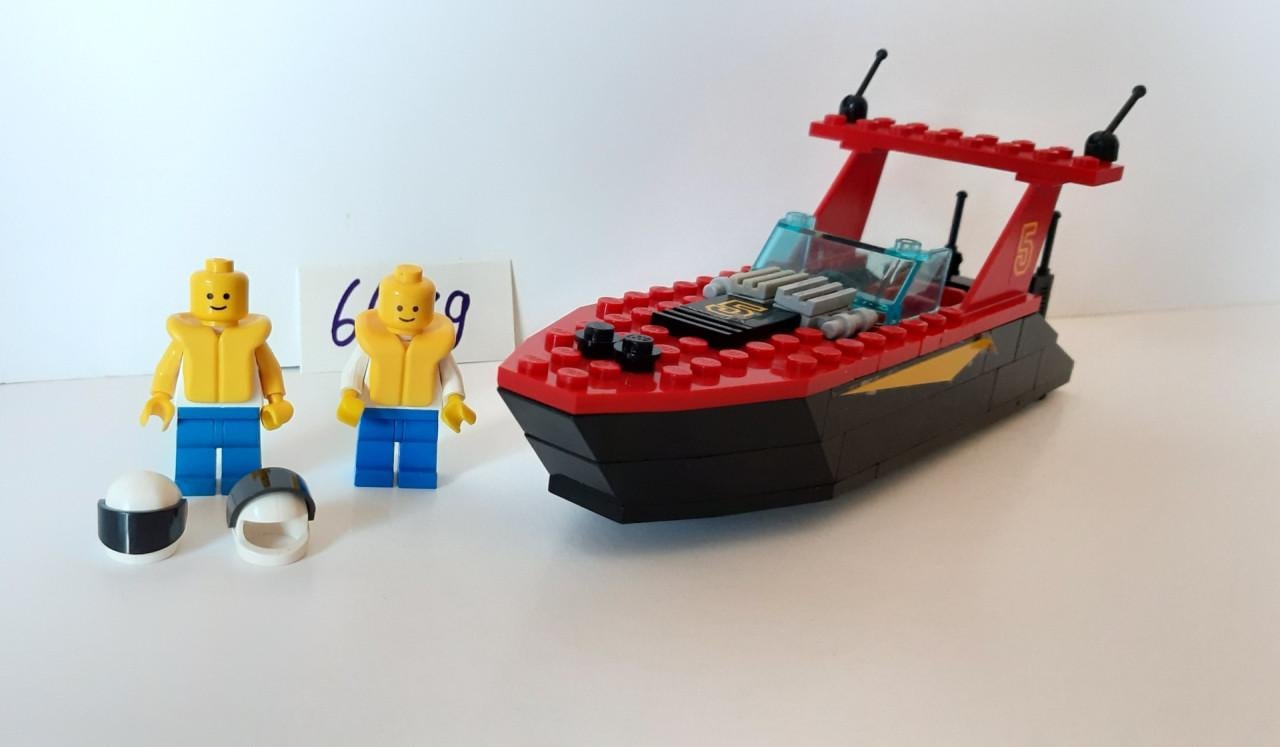 Lego Classic Town 6679:  Dark Shark, boot + 2 minifiguren
