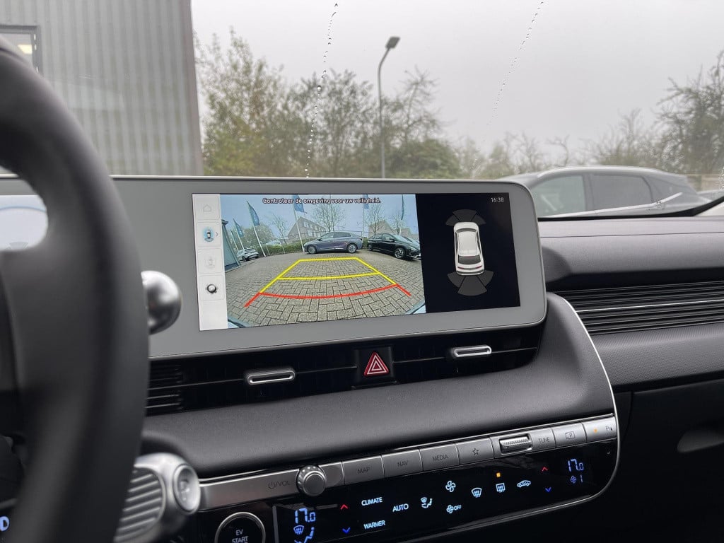 Hyundai Ioniq 5 connect+ awd 77.4 kwh hyundai ioniq 5 connect+ awd 77 kwh |