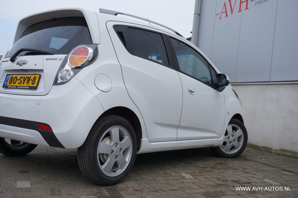 Chevrolet Spark 1.2 16v lt