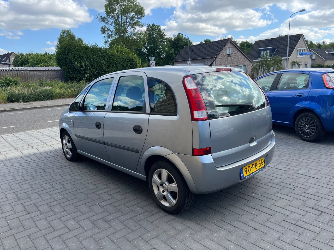 Opel meriva 1.6i maxx nieuwe apk