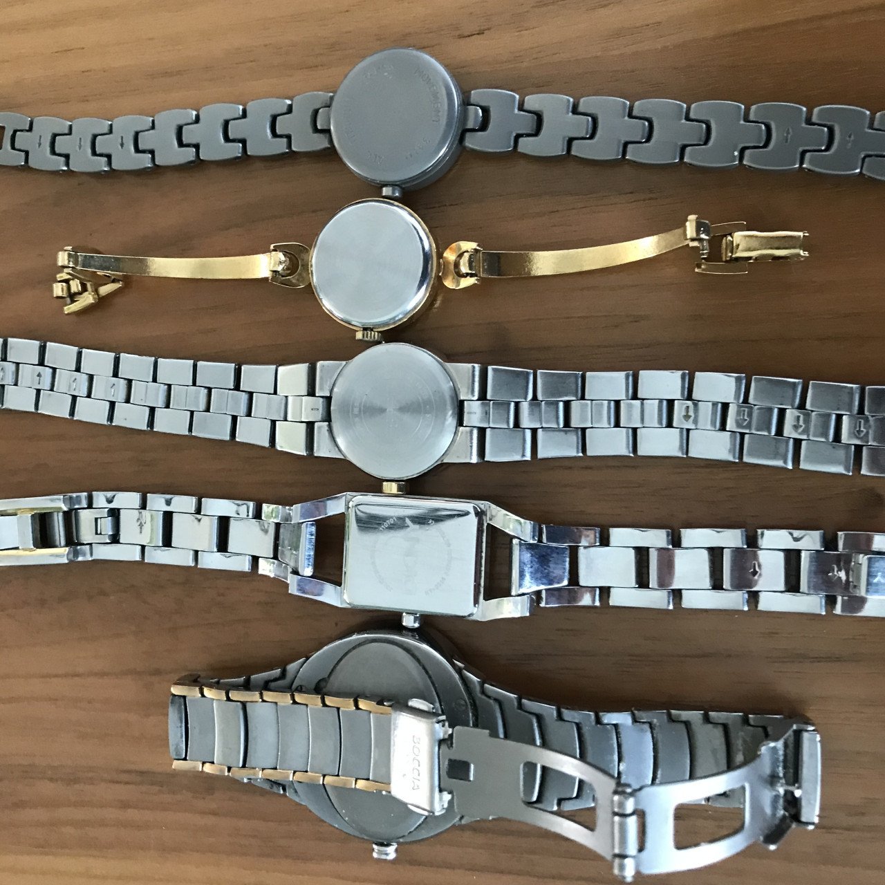 9 dames horloges