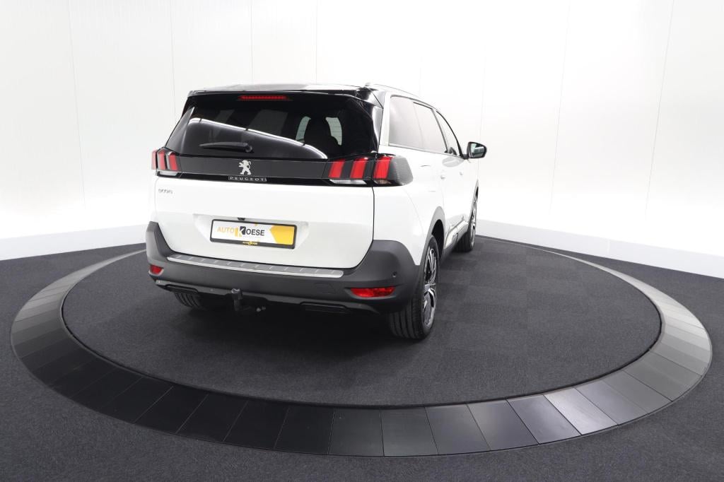 Peugeot 5008 puretech 130 eat8 allure pack business | trekhaak | elektronis