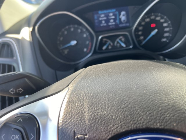 Ford Focus 1.0 ecoboost 125pk 4-deurs sedan titanium