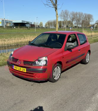Renault Clio met een jaar apk