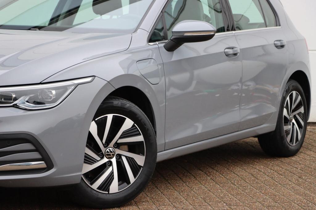 Volkswagen Golf 1.4 ehybrid style 204pk dsg6