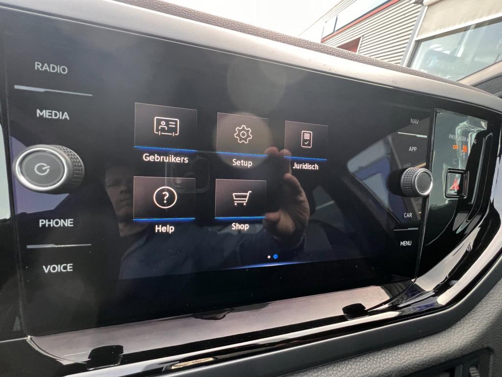 Volkswagen Polo 1.0 tsi r-line business, elektr. panodak, digitaal dashboar