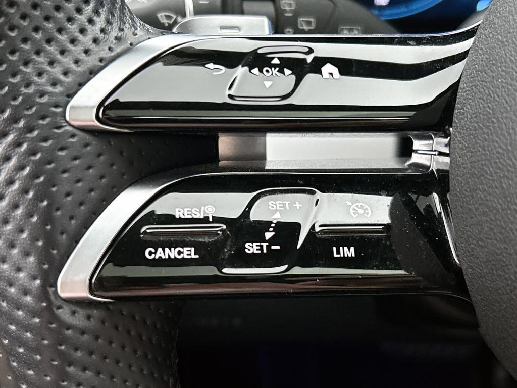 Mercedes-Benz E-Klasse estate 300 e amg plug-in hybride | trekhaak | schuif