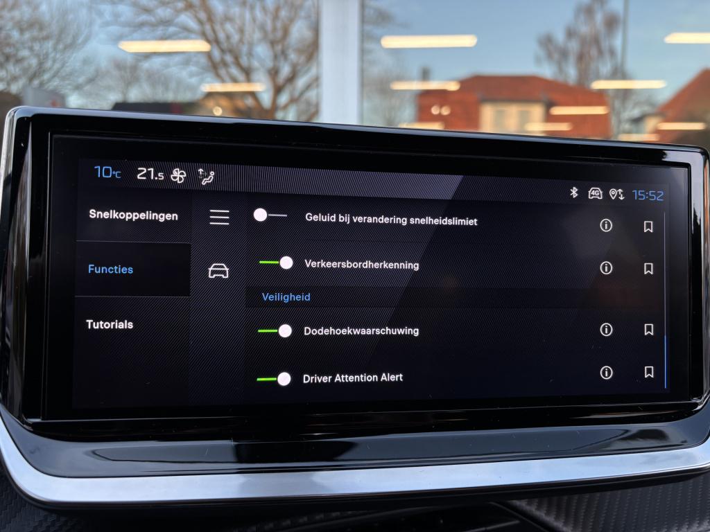 Peugeot 2008 automaat 1.2 puretech 130 allure