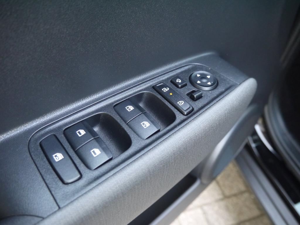 Hyundai Inster evolve sky plus 49 kwh