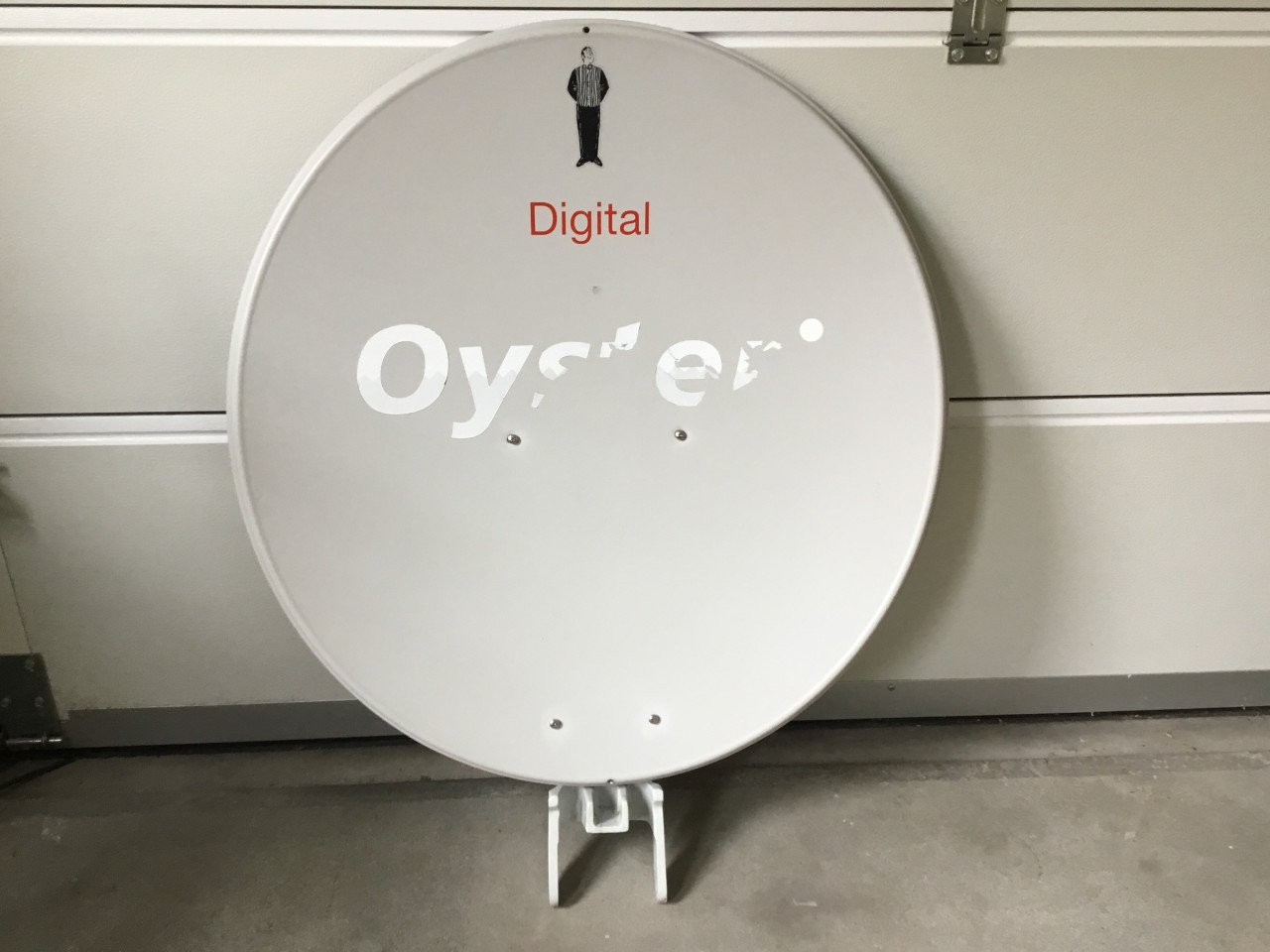 Oyster CI 85cm satelietschotel